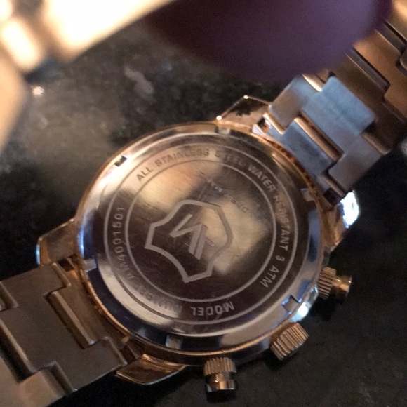 Andrew Marc Watch - Picture 4 of 5